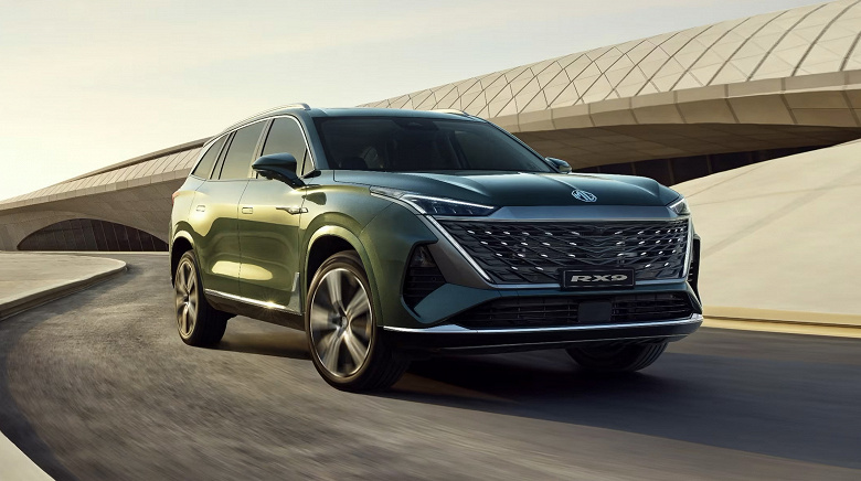 Это будет самый большой автомобиль &laquo;Москвича&raquo;: выдано ОТТС на новый &laquo;Москвич М90&raquo; &mdash; большой кроссовер с 2,0-литровым мотором и 9-ступенчатым &laquo;автоматом&raquo;